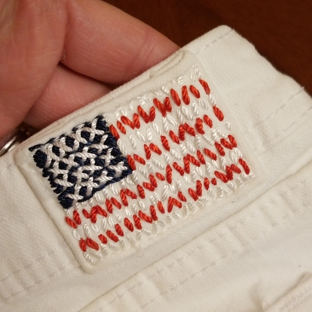 True Religion white embroidered skinny Jean Z414 - Picture 8 of 8